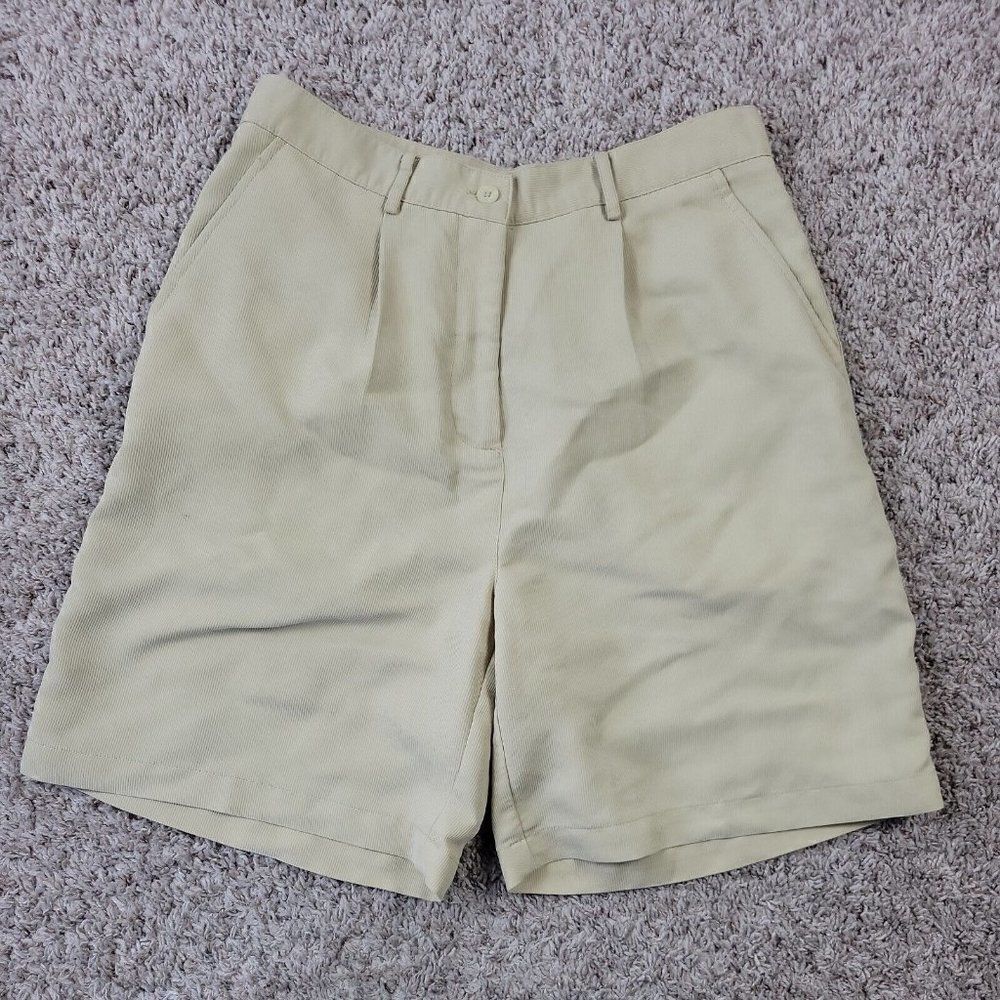 NIKE Golf Shorts Women's 10/M Beige Pleated Bermuda Light Long